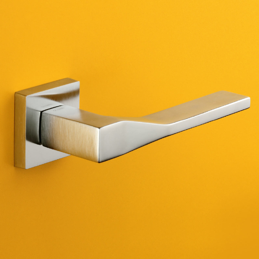 Paire de Poignées de Portes Adamant