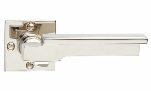 Paire de Poignées de portes 1930 Rosaces carrées Nickel Brillant Paire de Poignées de portes 1930 Rosaces carrées Nickel Brillant