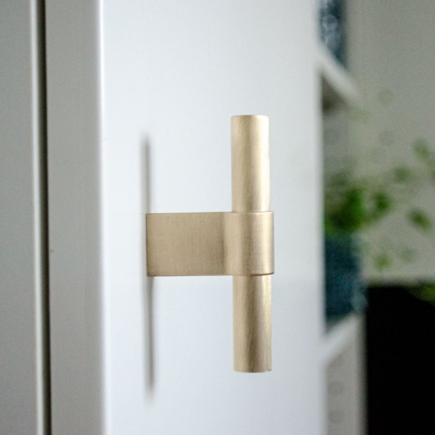 Bouton de meuble T Anna Laiton 12 mm