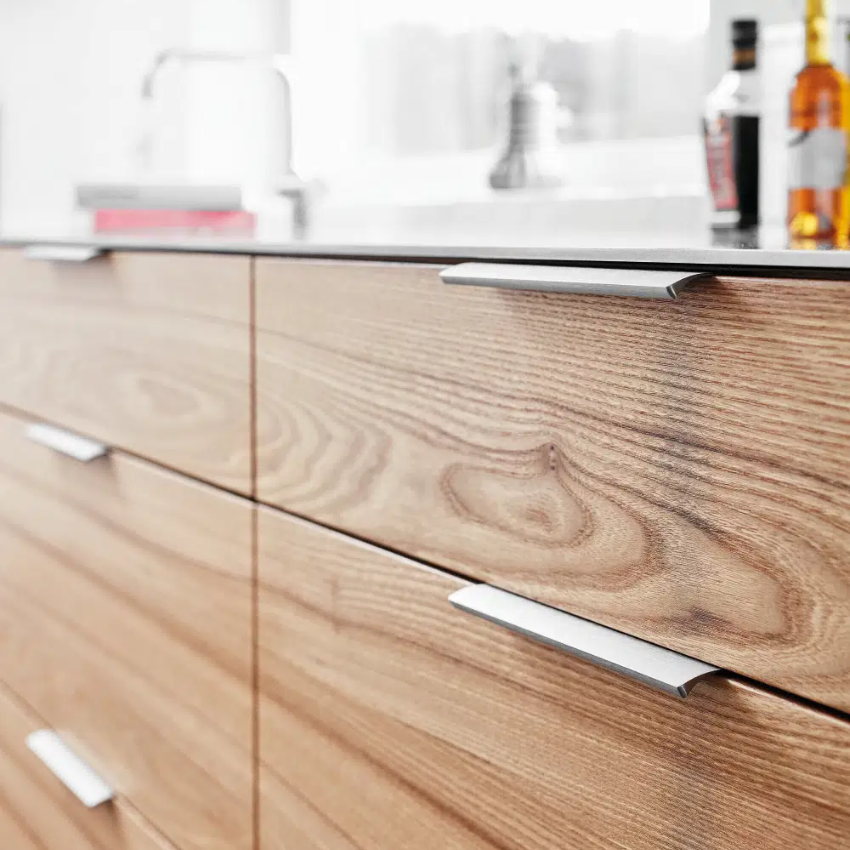 Rochelle Aluminium edge handle