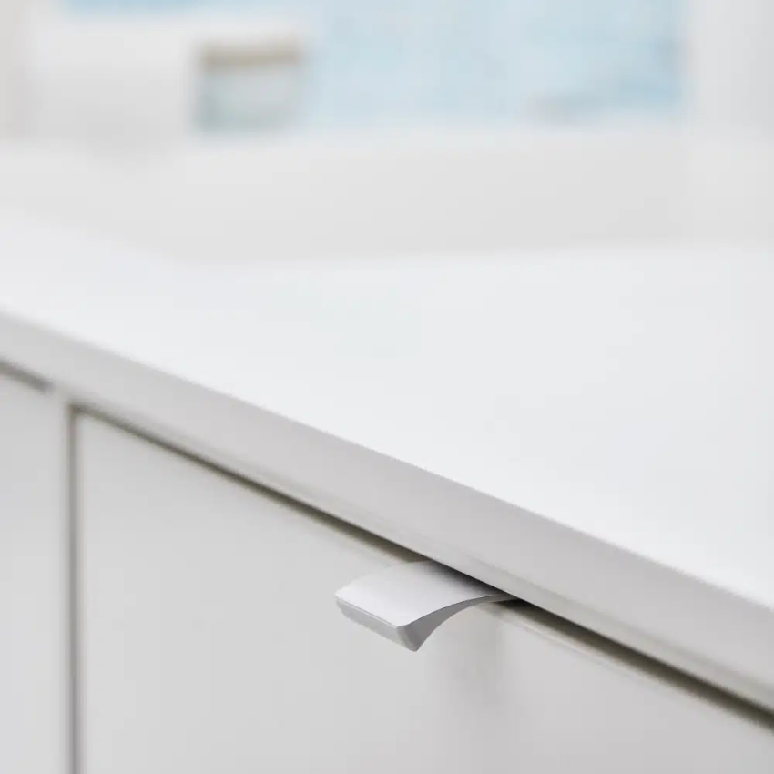 Rochelle Aluminium edge handle