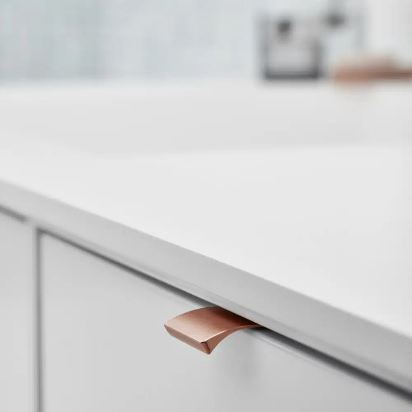 Rochelle Aluminium edge handle