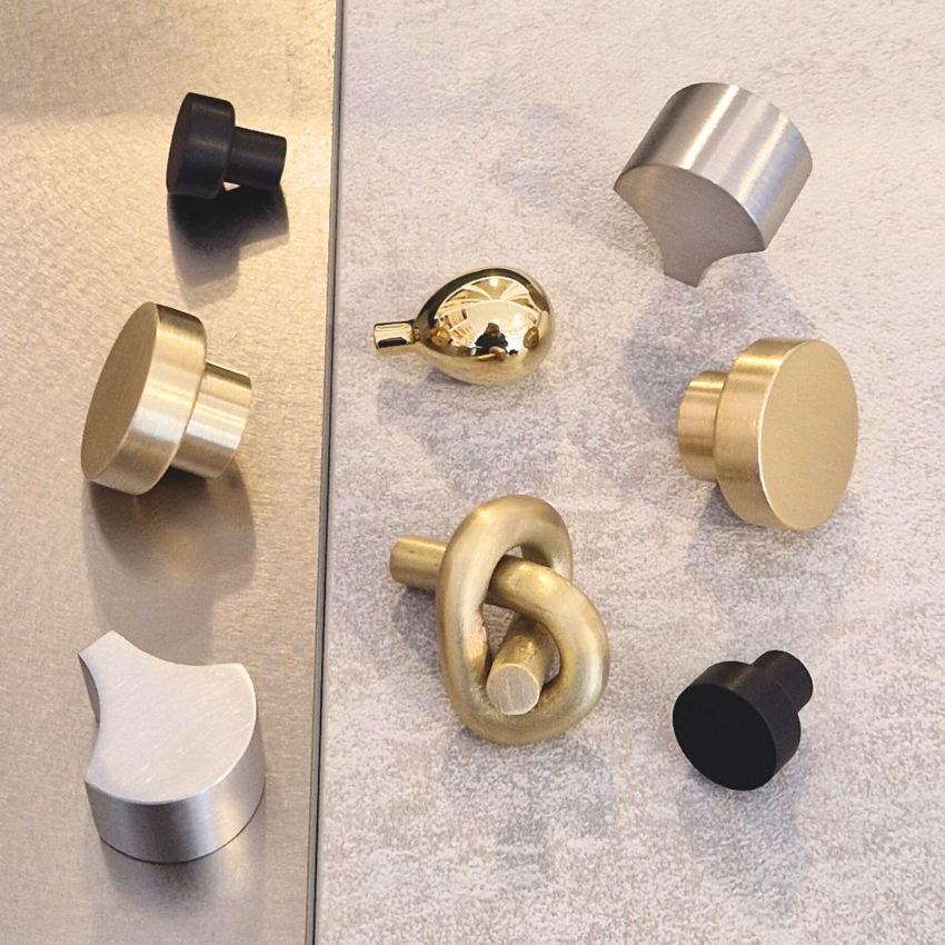 Bouton de meuble Alice Laiton massif