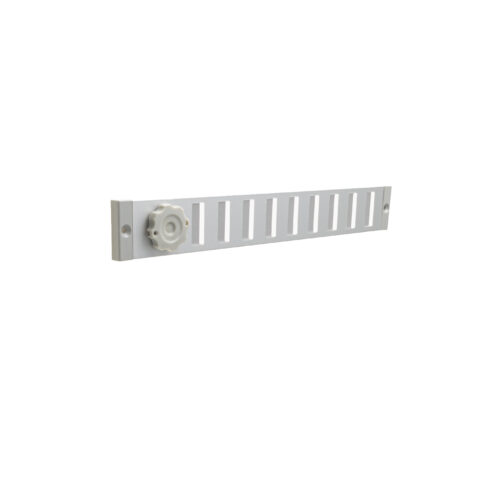 Grille d'aération rectangle avec fermoir Jonas Aluminium anodisé 30x4cm Grille d'aération rectangle avec fermoir Jonas Aluminium anodisé 30x4cm