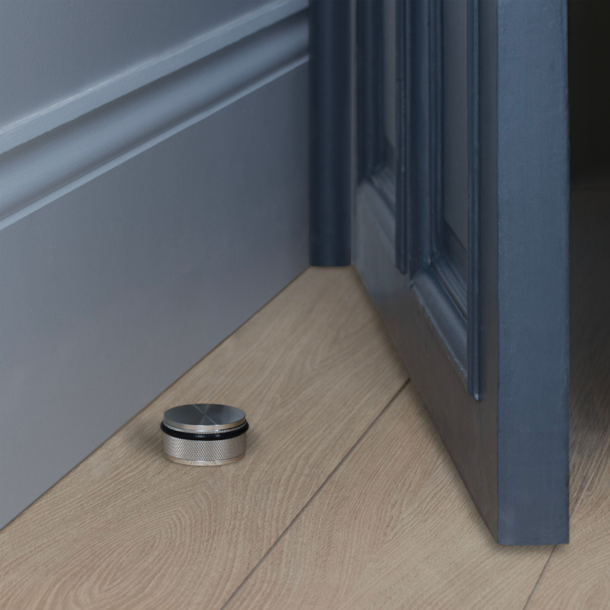 Butée de porte au sol Cross Knurl Laiton