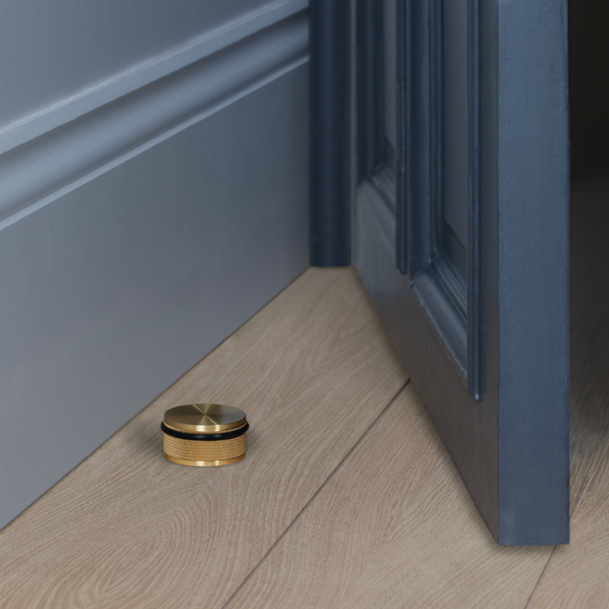 Butée de porte au sol Cross Knurl Laiton