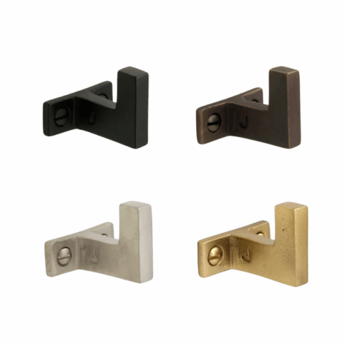 Patère murale Camélia Laiton massif Patère murale Camélia Laiton massif