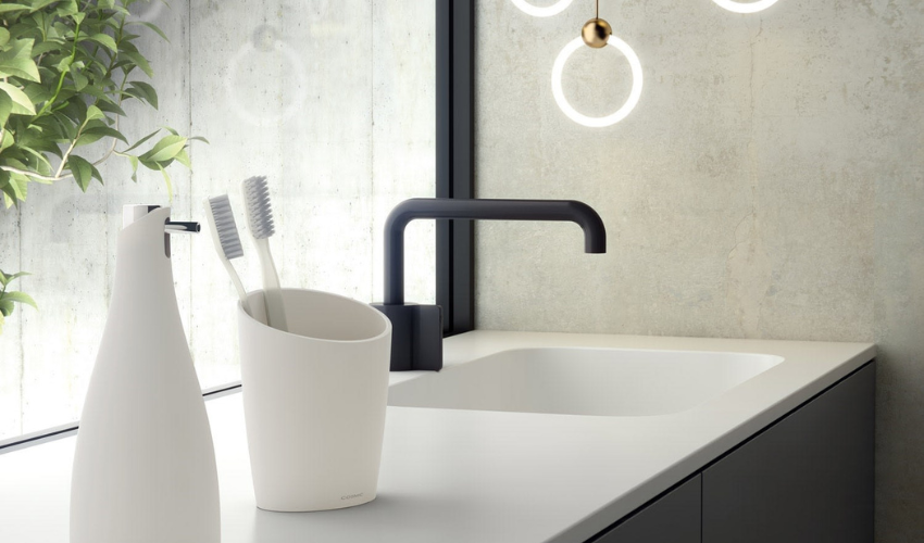 Salle de bain blanche : 5 idées pour une déco design