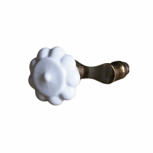 Paire de poignées de portes Manivelle Bordelaise Alix D. Reynis Porcelaine Laiton Paire de poignées de portes Manivelle Bordelaise Alix D. Reynis Porcelaine Laiton