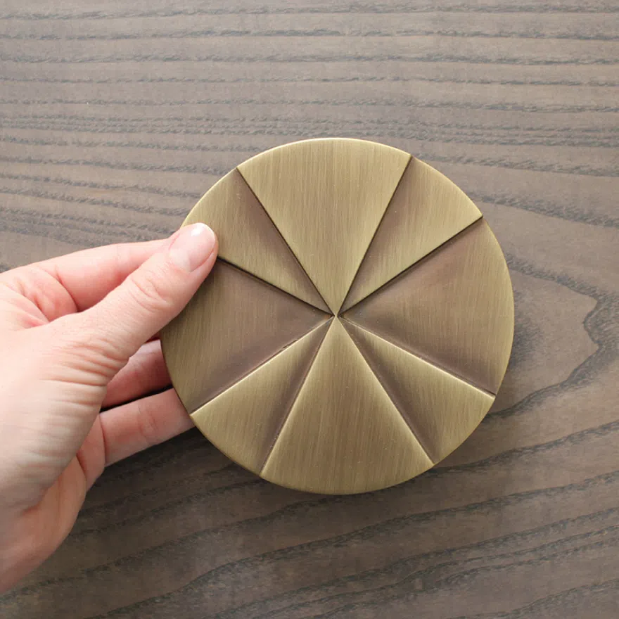 Poignée de meuble Auriga Laiton massif Poignée de meuble Auriga Laiton massif